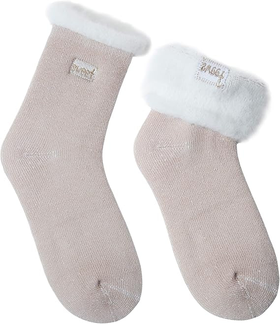 Damen Kuschelsocken für warme Winter, mit Vollplüsch und Wolle. Ideal für Zuhause. #JARSEEN #Thermosocken #Wintermode #Gemütlichkeit #Weihnachten #Geschenk #Deals - Jetzt bei Amazon kaufen!