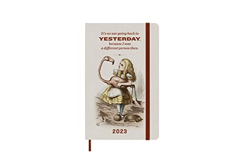 Moleskine Wochenplaner 2023 in limitierter Alice im Wunderland Edition, Hardcover, Elastikverschluss, Taschenformat 13x21cm. #Moleskine #Wochenplaner #AliceimWunderland #Kalender #Weihnachten #Geschenk #Coupon - Jetzt bei Amazon kaufen!