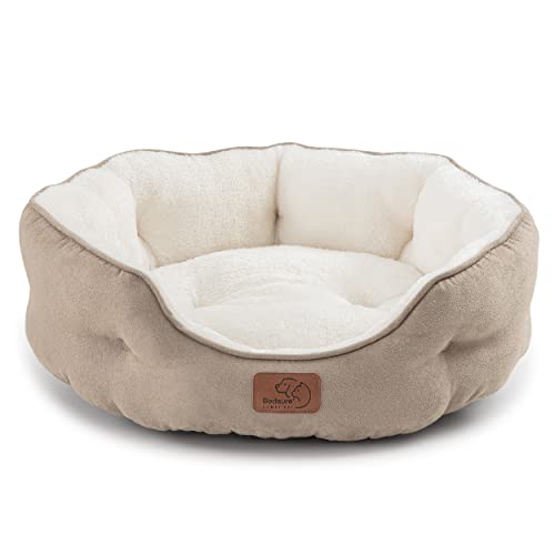 Gemütliches Katzenbett für Katzen oder kleine Hunde mit waschbarem Innenkissen. Idealer Schlafplatz für Haustiere. #BEDSURE #Katzenbett #Haustier #Gemütlich #Weihnachten #Geschenk #Rabatt - Jetzt bei Amazon kaufen!