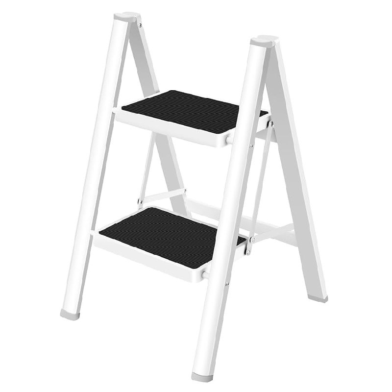 Klappbare HBTower Trittleiter mit 2 Stufen, breites Anti-Slip-Design für sicheres Stehen. Ideal für Haushalt und Büro. #HBTower #Trittleiter #Haushalt #SafetyFirst #Weihnachten #Geschenk #Schnäppchen - Jetzt bei Amazon kaufen!