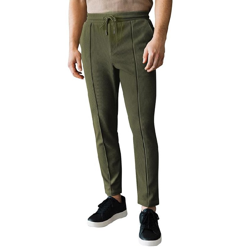 Bequeme Jogginghose für Herren in lässigem Stil. Ideal für Freizeit und Sport. Jetzt für nur 9,99€ erhältlich. #JMIERR #Jogginghose #Herrenbekleidung #Angebot #Deutschland #Geschenk #Coupon - Jetzt bei Amazon kaufen!