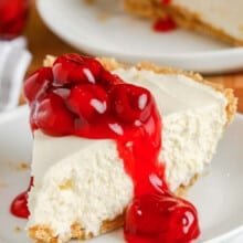 No bake cheesecake on a plate